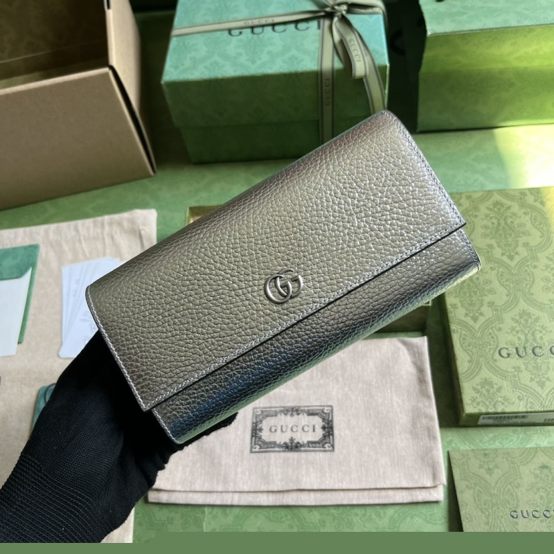 G*u*i wallets & purse